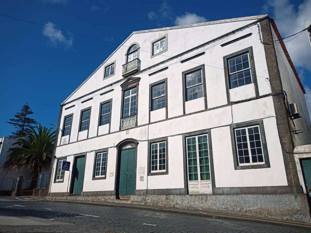 Home Azores Properties